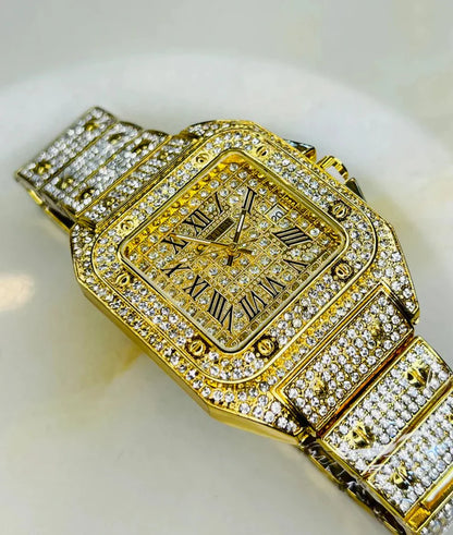 Women’s gold fashion watch by Zyvoura with a sleek round dial and elegant bracelet strap, perfect for stylish accessories.